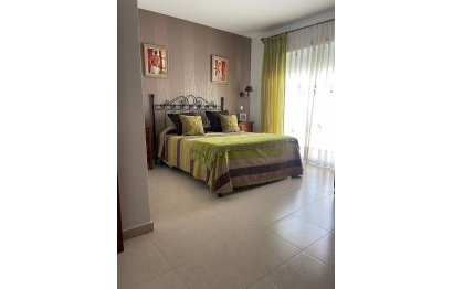 Resale - House - Townhouse - Estepona - Estepona Centro