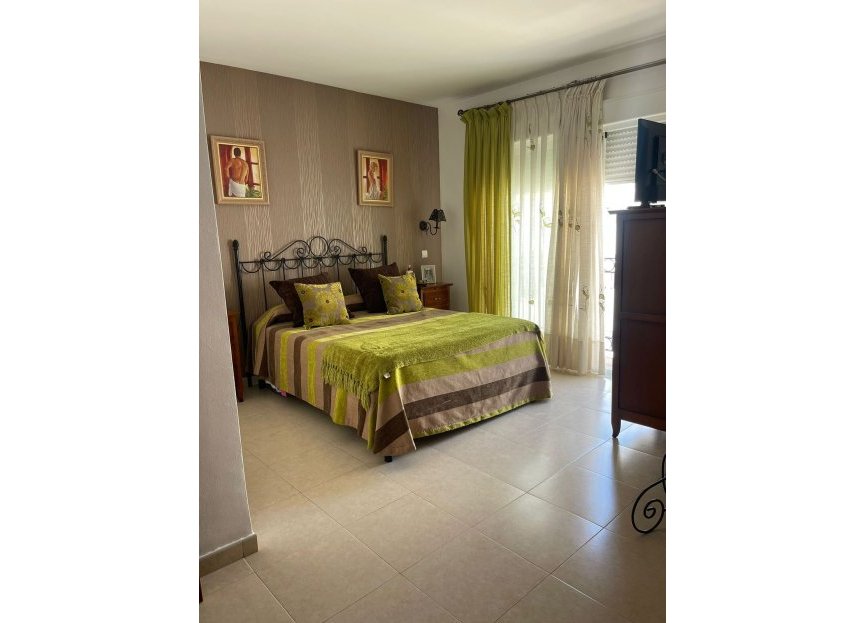 Resale - House - Townhouse - Estepona - Estepona Centro