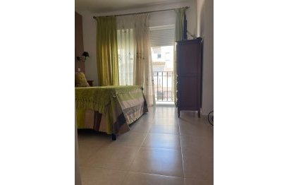 Resale - House - Townhouse - Estepona - Estepona Centro