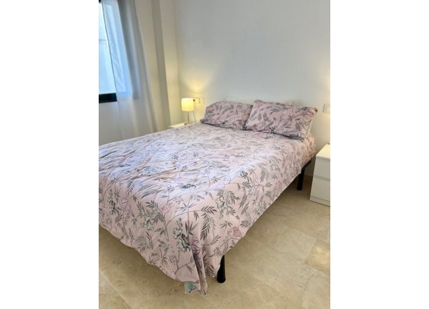 Resale - Apartment - Middle Floor Apartment - Marbella - Marbella Centro