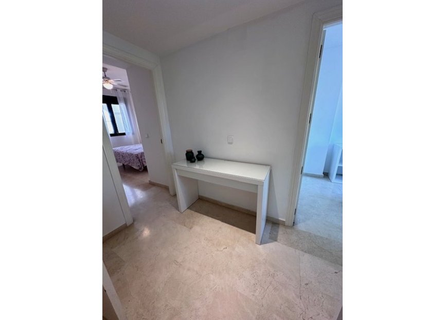 Resale - Apartment - Middle Floor Apartment - Marbella - Marbella Centro