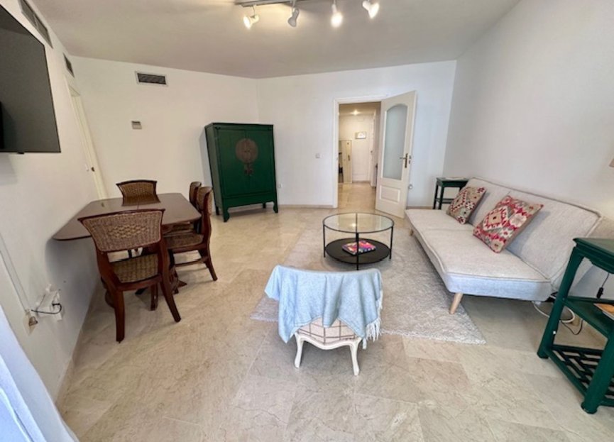 Resale - Apartment - Middle Floor Apartment - Marbella - Marbella Centro