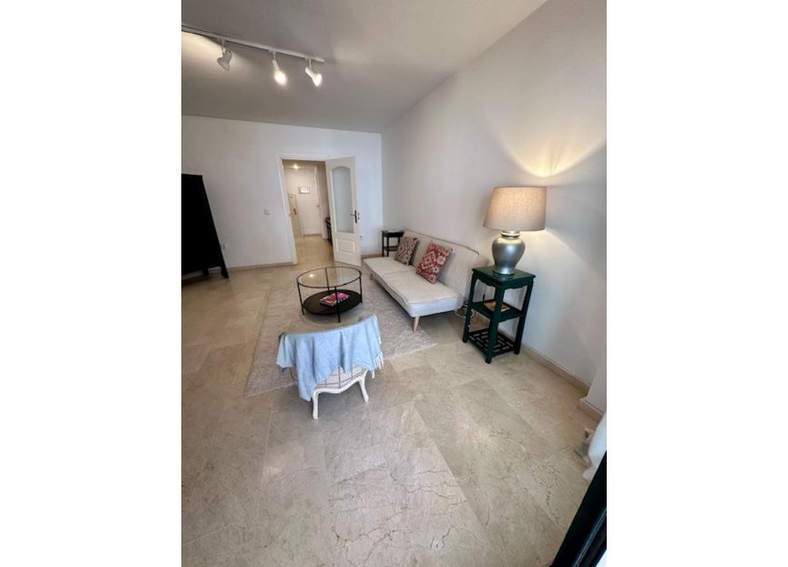 Resale - Apartment - Middle Floor Apartment - Marbella - Marbella Centro