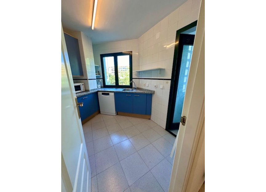 Resale - Apartment - Middle Floor Apartment - Marbella - Marbella Centro