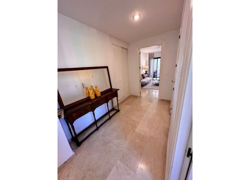 Resale - Apartment - Middle Floor Apartment - Marbella - Marbella Centro