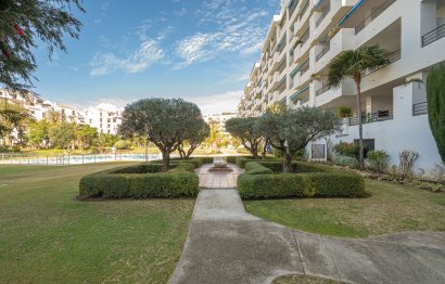 Resale - Apartment - Middle Floor Apartment - Marbella - Puerto Banús