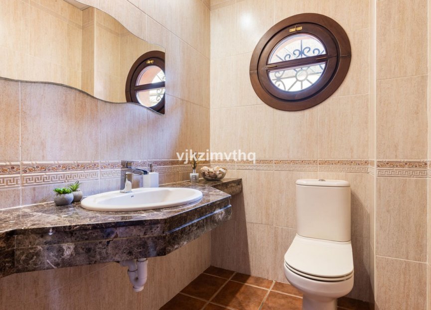 Resale - House - Detached Villa - Benahavís - Benahavís Centro