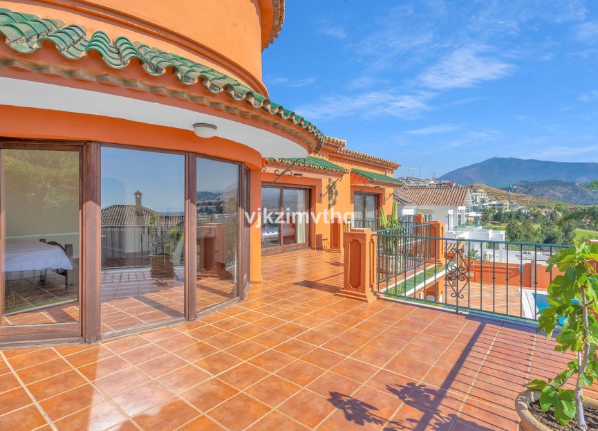 Resale - House - Detached Villa - Benahavís - Benahavís Centro