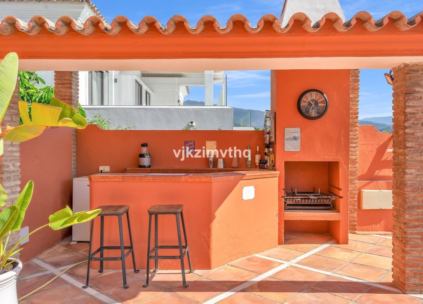 Resale - House - Detached Villa - Benahavís - Benahavís Centro