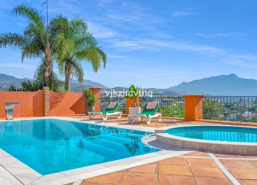 Resale - House - Detached Villa - Benahavís - Benahavís Centro