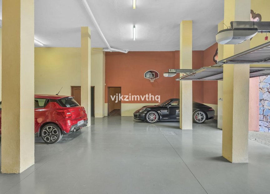 Resale - House - Detached Villa - Benahavís - Benahavís Centro