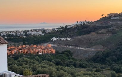 Resale - House - Detached Villa - Benahavís - Benahavís Centro