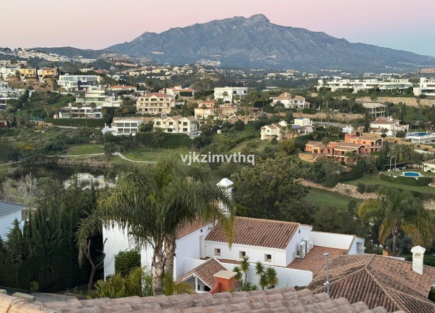 Resale - House - Detached Villa - Benahavís - Benahavís Centro