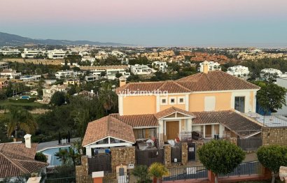 Resale - House - Detached Villa - Benahavís - Benahavís Centro