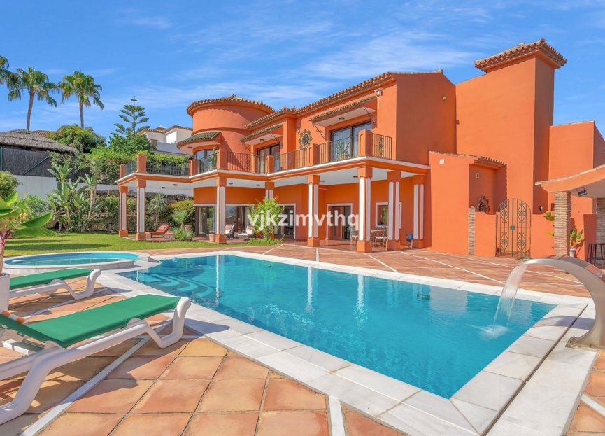 Resale - House - Detached Villa - Benahavís - Benahavís Centro