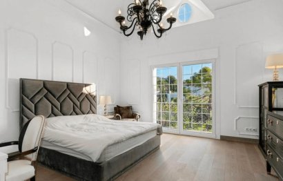 Resale - House - Detached Villa - Marbella - The Golden Mile