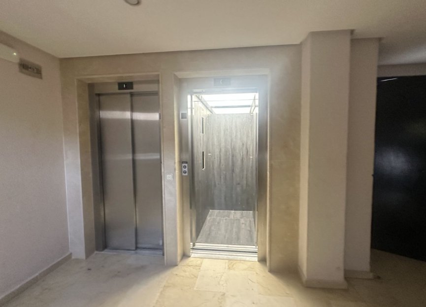 Resale - Ground floor apartment - Marbella - Marbella Centro