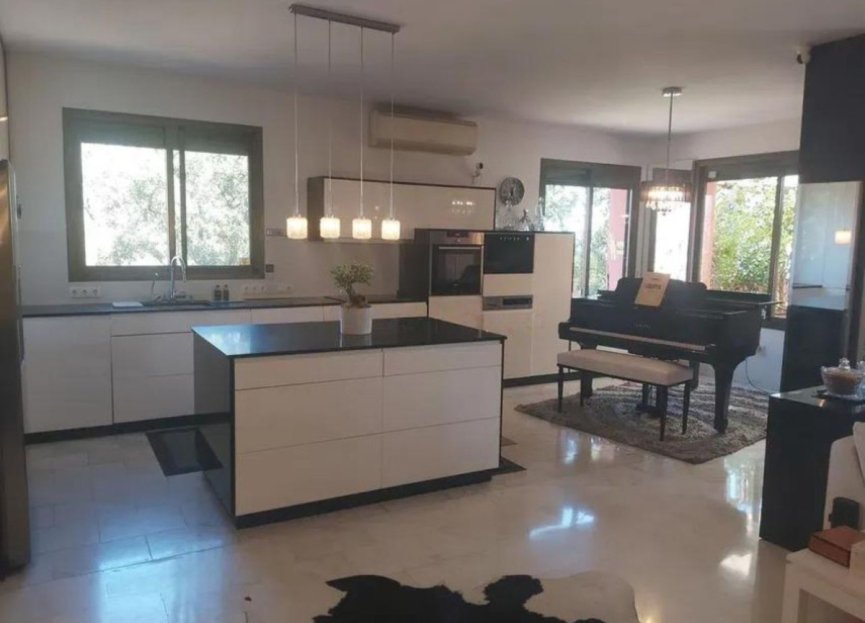 Reventa - Apartment - Middle Floor Apartment - Marbella - Marbella Centro