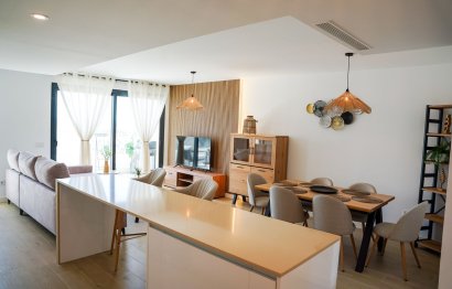 Resale - Apartment - Middle Floor Apartment - Estepona - Estepona Centro