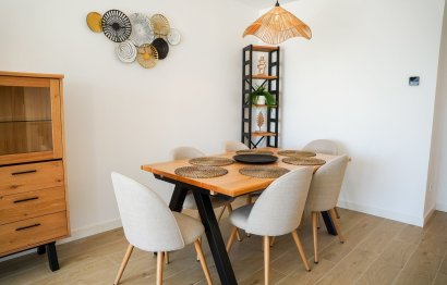 Resale - Apartment - Middle Floor Apartment - Estepona - Estepona Centro