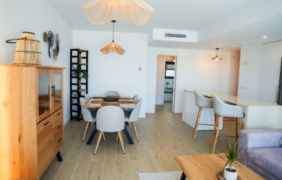 Resale - Apartment - Middle Floor Apartment - Estepona - Estepona Centro