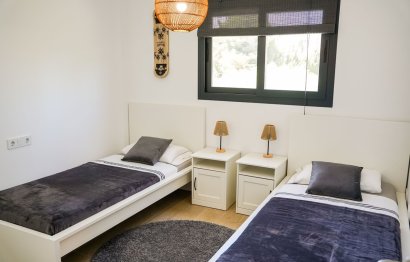 Resale - Apartment - Middle Floor Apartment - Estepona - Estepona Centro