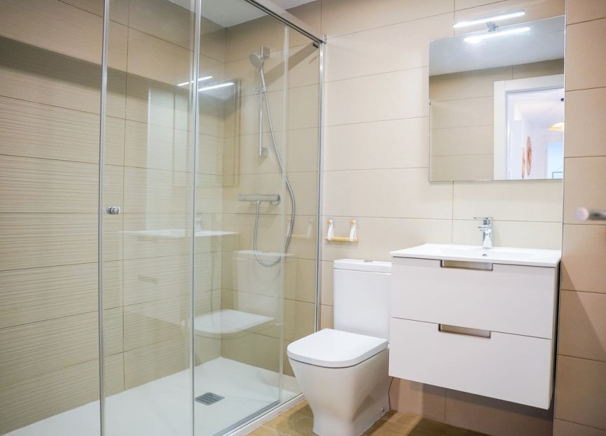 Resale - Apartment - Middle Floor Apartment - Estepona - Estepona Centro