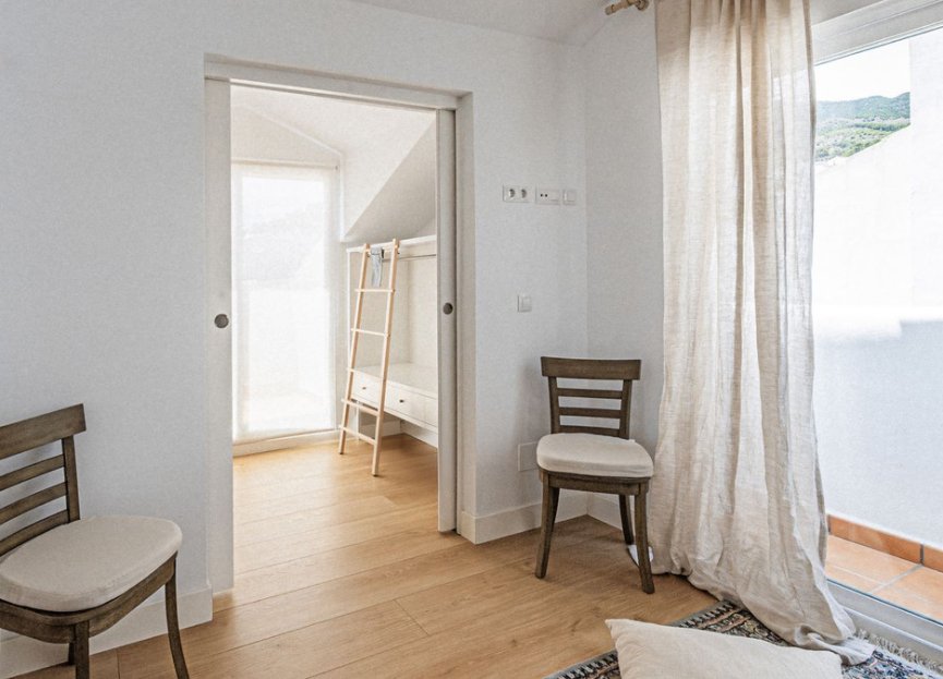 Resale - House - Detached Villa - Benalmádena - Benalmadena Centro