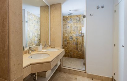 Resale - House - Detached Villa - Benalmádena - Benalmadena Centro