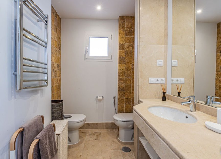 Resale - House - Detached Villa - Benalmádena - Benalmadena Centro