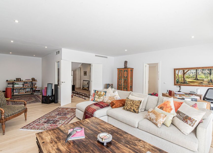 Resale - House - Detached Villa - Benalmádena - Benalmadena Centro