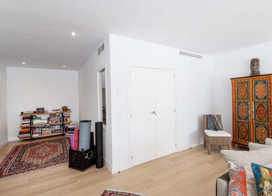 Resale - House - Detached Villa - Benalmádena - Benalmadena Centro