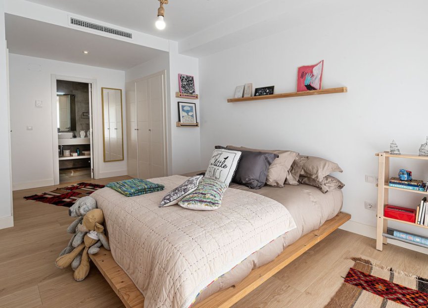 Resale - House - Detached Villa - Benalmádena - Benalmadena Centro