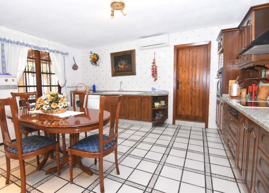 Resale - House - Finca - Cortijo - Mijas - Mijas Centro