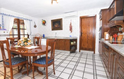 Resale - House - Finca - Cortijo - Mijas - Mijas Centro