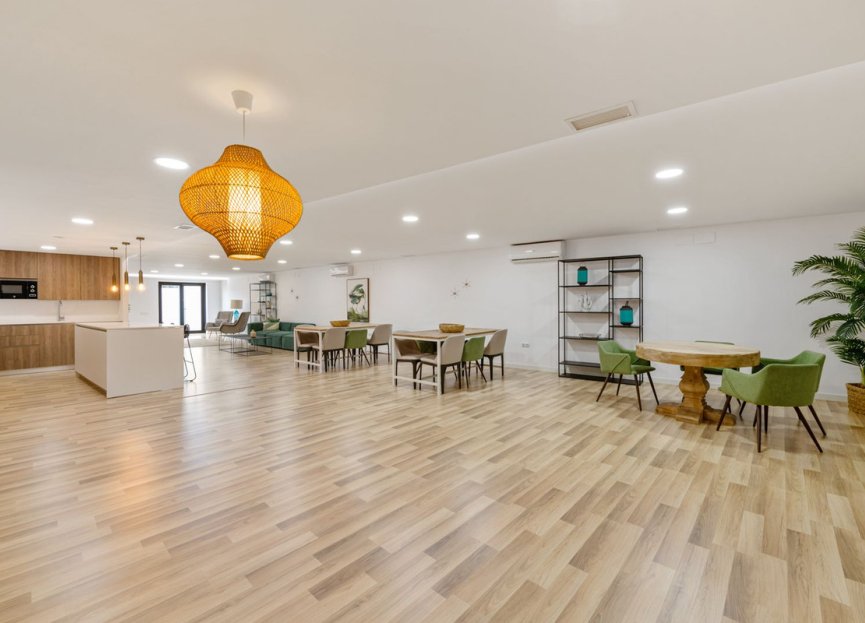 Resale - Ground floor apartment - Estepona - Estepona Centro