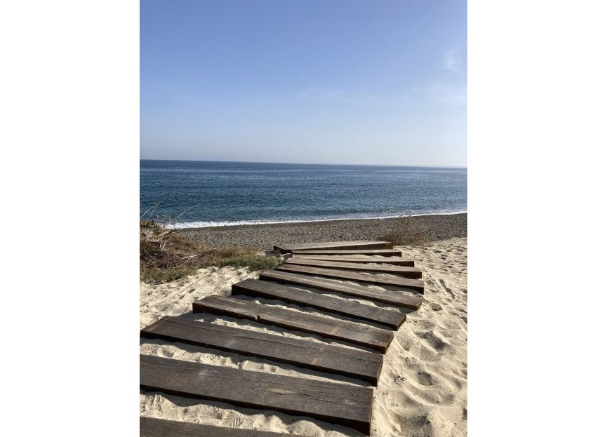 Resale - Ground floor apartment - Estepona - Estepona Centro