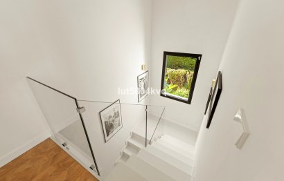 Resale - House - Detached Villa - Marbella - Nueva Andalucia