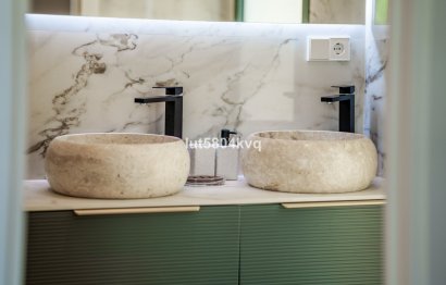 Resale - House - Detached Villa - Marbella - Nueva Andalucia