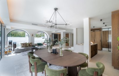 Resale - House - Detached Villa - Marbella - Nueva Andalucia