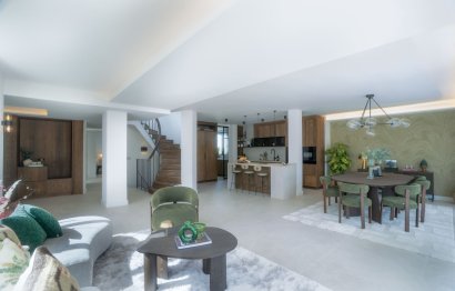 Resale - House - Detached Villa - Marbella - Nueva Andalucia