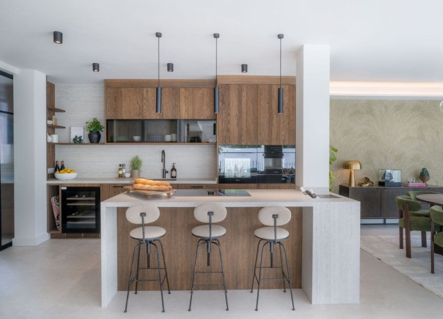 Resale - House - Detached Villa - Marbella - Nueva Andalucia