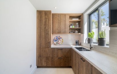 Resale - House - Detached Villa - Marbella - Nueva Andalucia