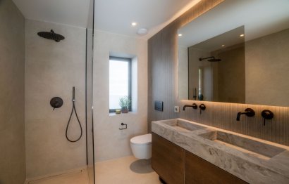 Resale - House - Detached Villa - Marbella - Nueva Andalucia