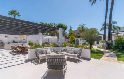Resale - House - Detached Villa - Marbella - Nueva Andalucia