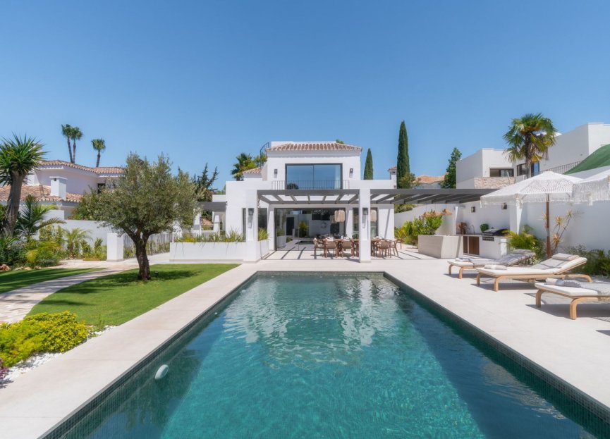 Resale - House - Detached Villa - Marbella - Nueva Andalucia