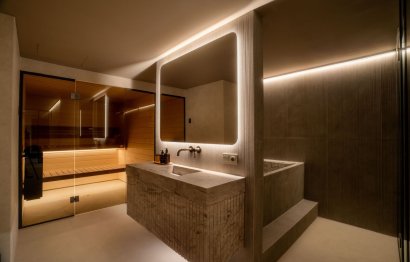 Resale - House - Detached Villa - Marbella - Nueva Andalucia