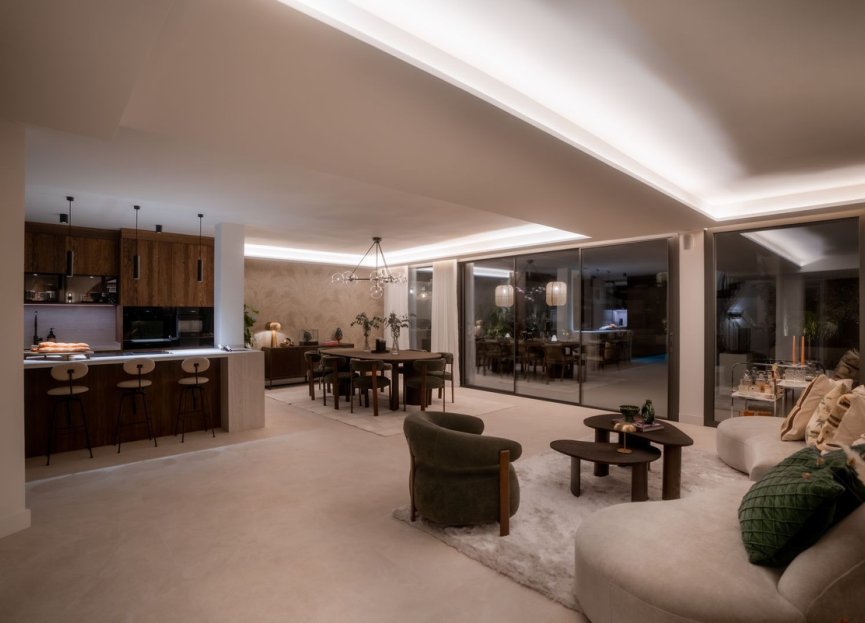 Resale - House - Detached Villa - Marbella - Nueva Andalucia