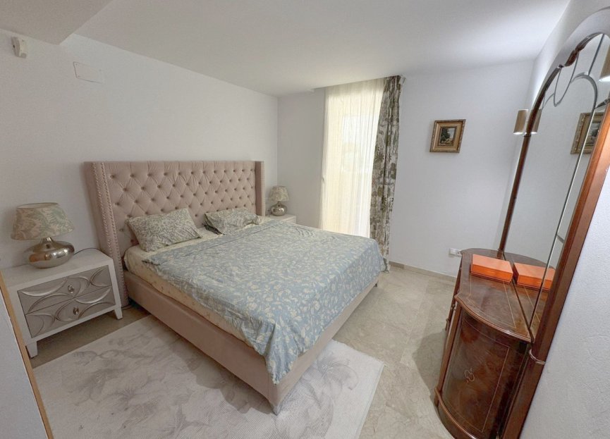 Resale - Ground floor apartment - Benahavís - Benahavís Centro