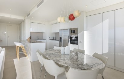 Resale - Apartment - Middle Floor Apartment - Benahavís - Benahavís Centro